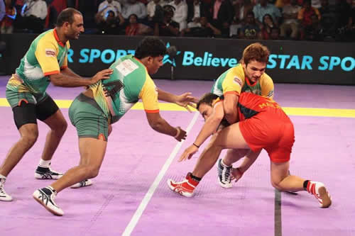 Patna Pirates and Bengaluru Bulls were involved in one of the most closely-fought contests in the tournament